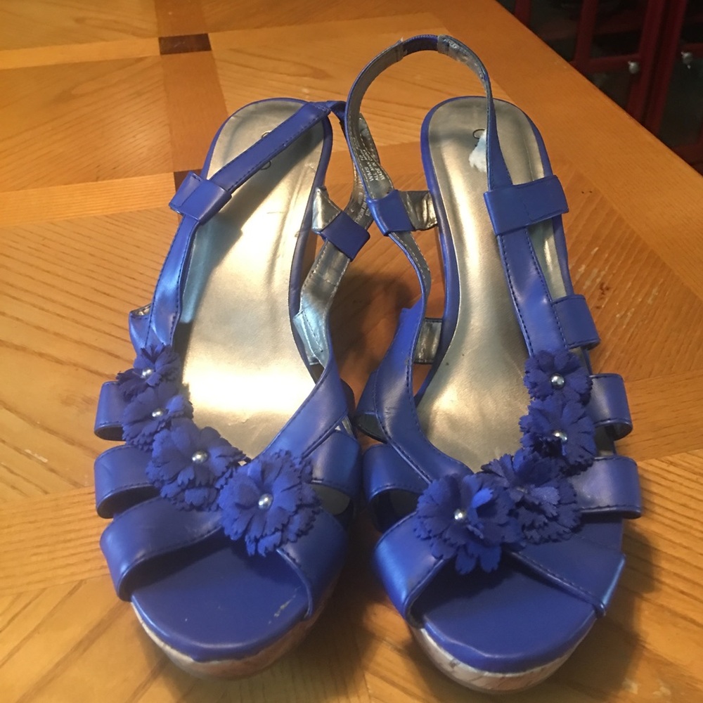Royal blue sandal