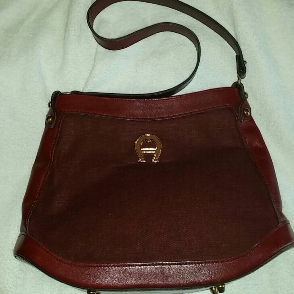 Vintage Etienne Aigner Burgendy Bag
