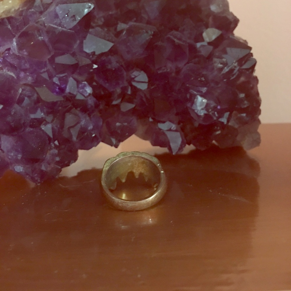 Fang tooth ring! - Picture 3 of 3