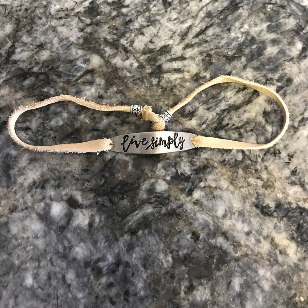 Live Simple Bracelet - Picture 2 of 4