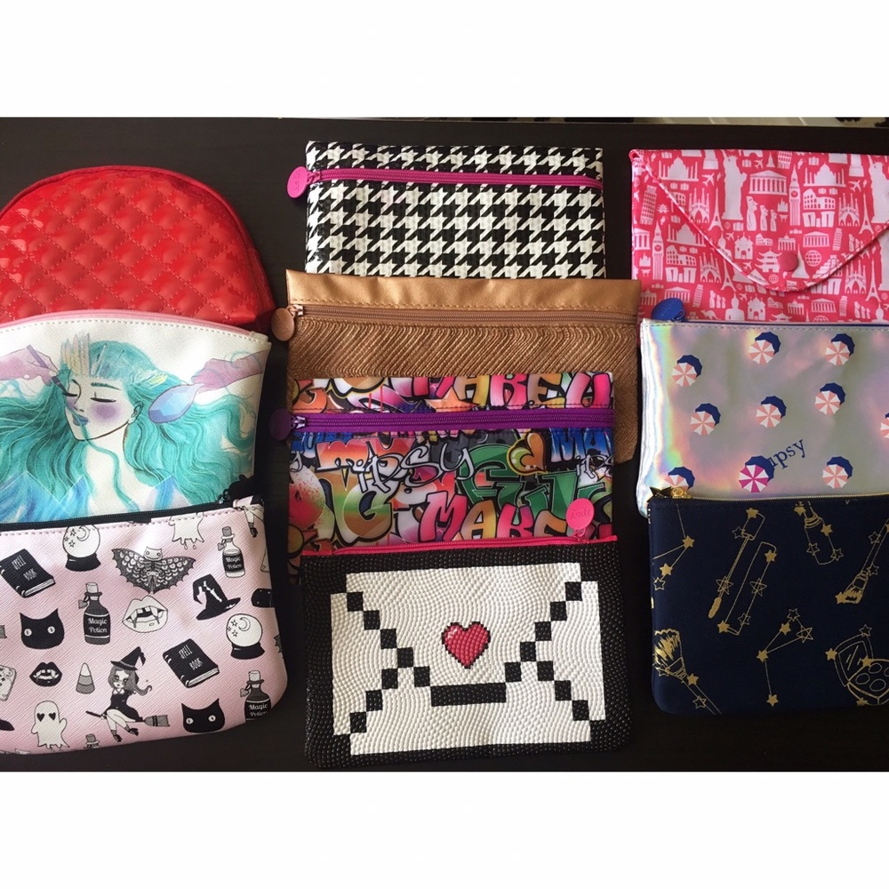 Lot of 10 Ipsy glam makeup bags