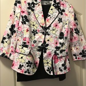 Women's dress suit