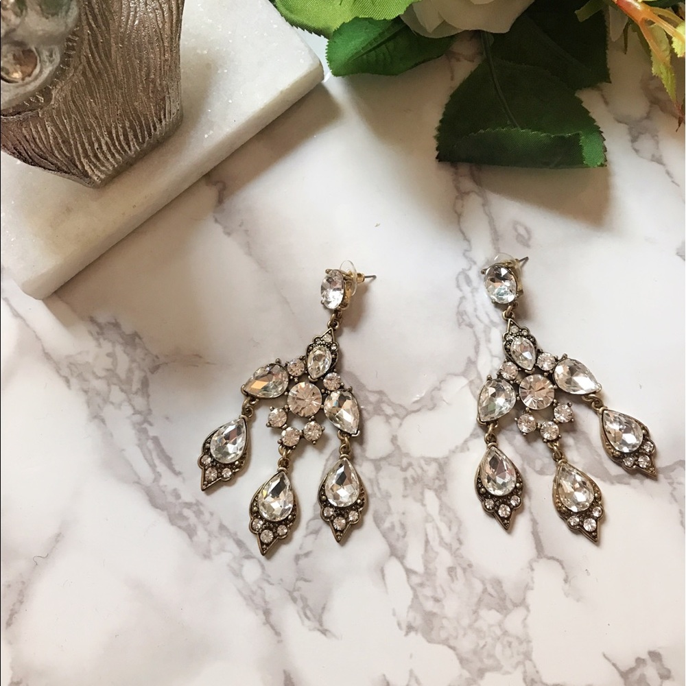 Beautiful large chandelier crystal earring $78
