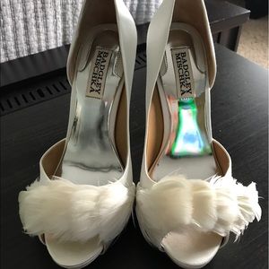 Badgley Mischka Piper Feather