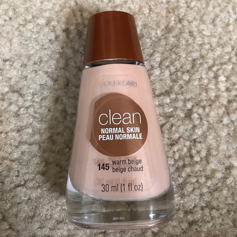 Clean and clear liquid foundation