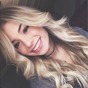 Meet your Posher, Danielle