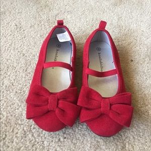 Girl's Red Velvet-like shoes
