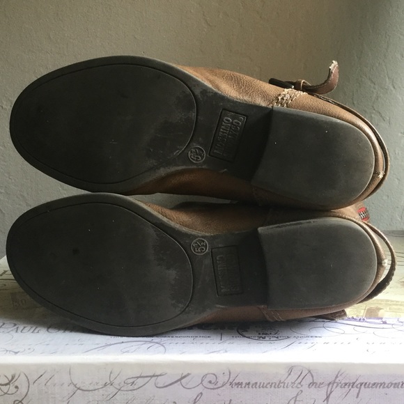 Mossimo Flat Brown Boots - Picture 4 of 8