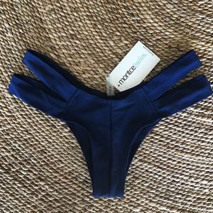 Montce navy bikini bottoms new with tags Medium