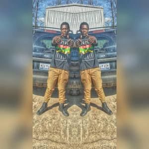 Meet your Posher, Akeem