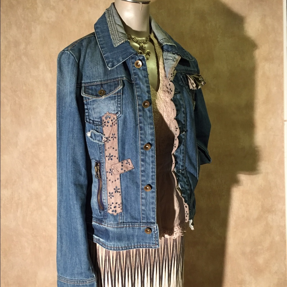 Darling MurMur Denim Levi jacket. Size Medium