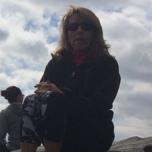 Meet your Posher, Rhonda