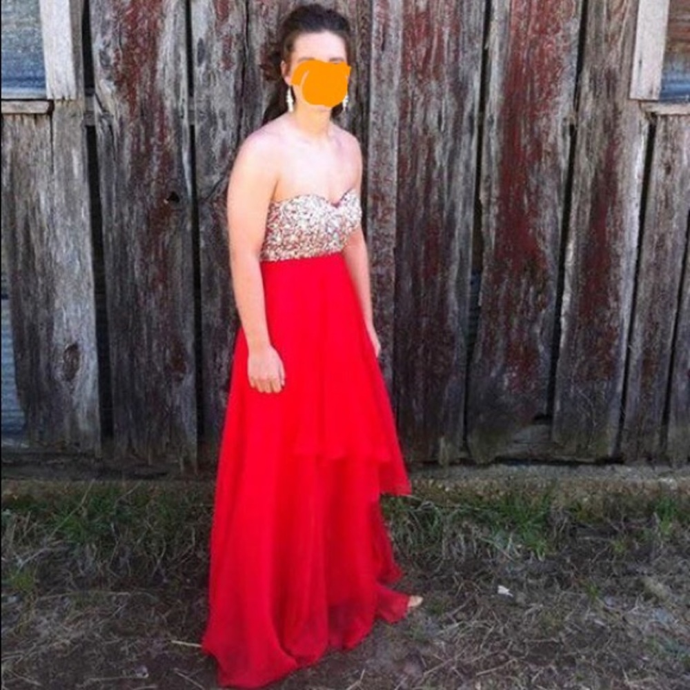 Alyce size 2
