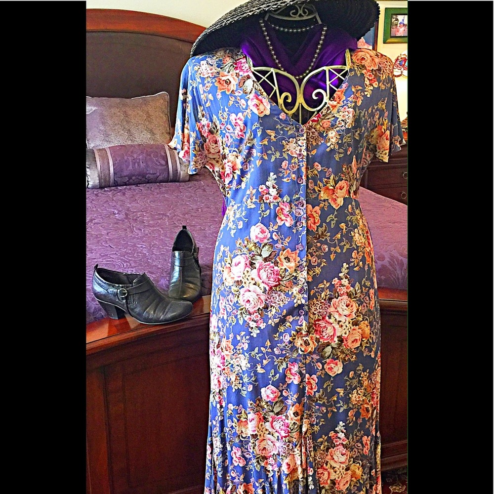 Tea Party Dress/Vintage "Audrey Hepburn" Hat/Boots