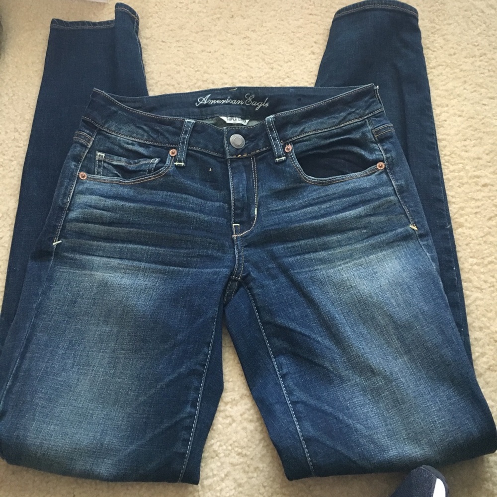 American Eagle Super soft skinny jean size : 6