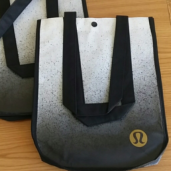 LULULEMON SMALL  BAGS. SET OF 2. - Picture 2 of 5