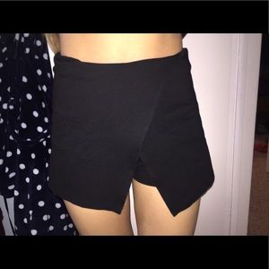 Brandy Melville skort (shorts under skirt)