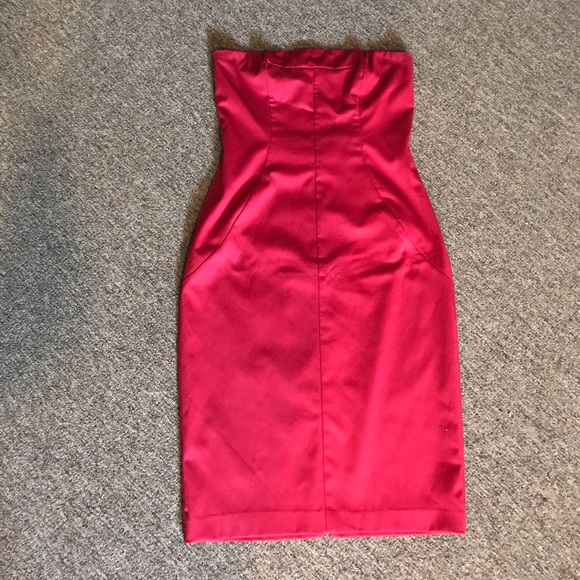 Red sleeveless Express cocktail dress - Picture 1 of 2