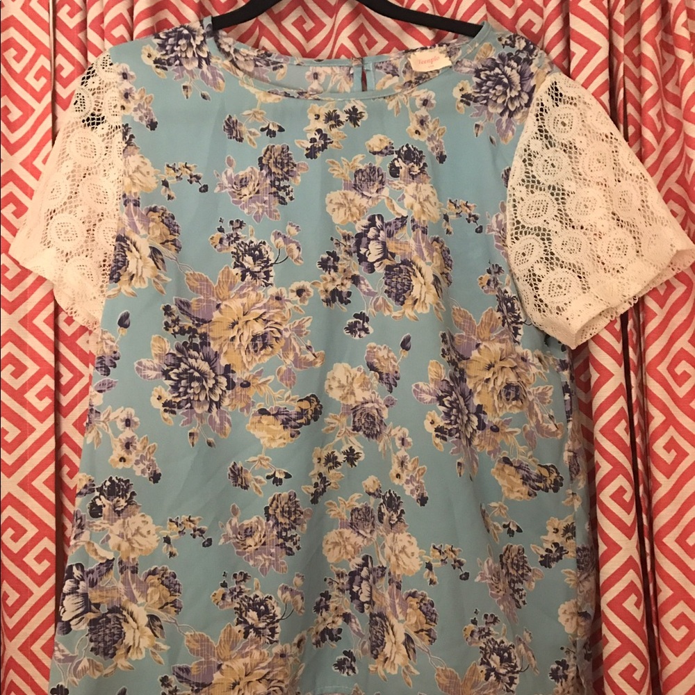 Boutique Blouse with Lace Sleeves