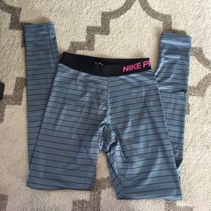 Nike pro for fit leggings size xs