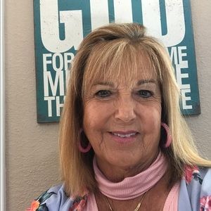 Meet your Posher, Anne