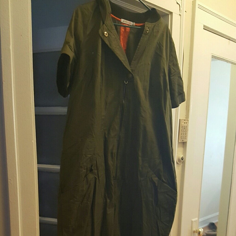 Plus size Army green jumpsut