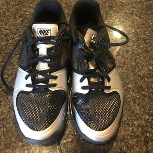 Nike Training Extreme Volley women's shoes in 6.5