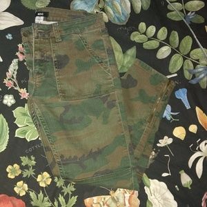 BDG Cropped Camo Pants