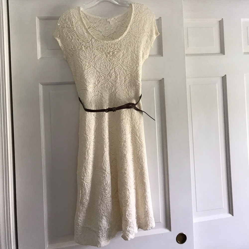 Ivory Lace Maternity Dress