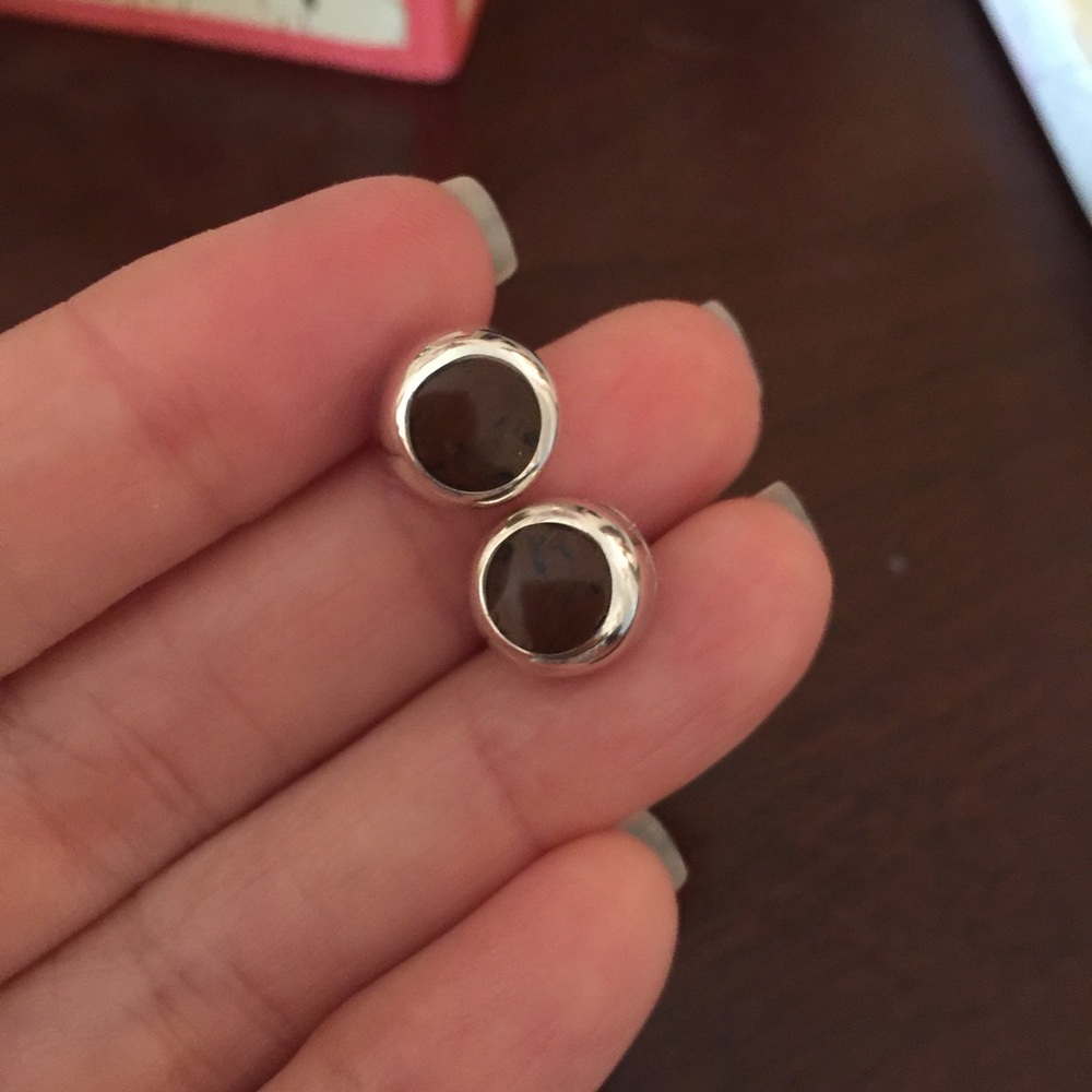 Silver 925 earrings with brown stone never used