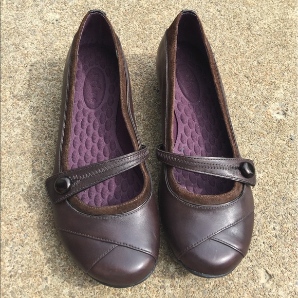 Privo | Shoes | Womens Privo Brown Leather Mary Janes Size 7m | Poshmark