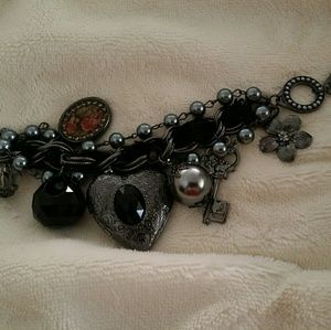 Bangle black/grey charm bracelet