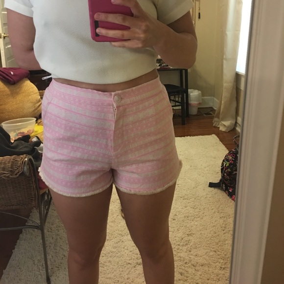 Women's high waisted boutique shorts - Picture 2 of 5