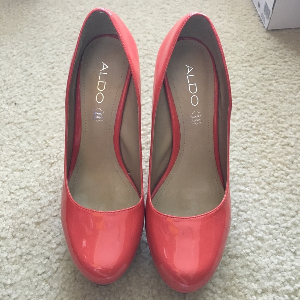 Aldo Coral / Dark salmon colored pump