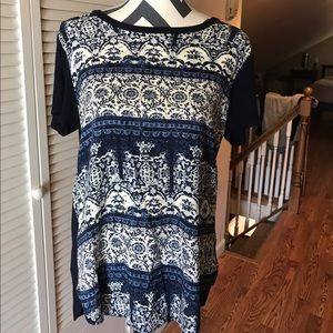 Forever 21 Navy Printed Top