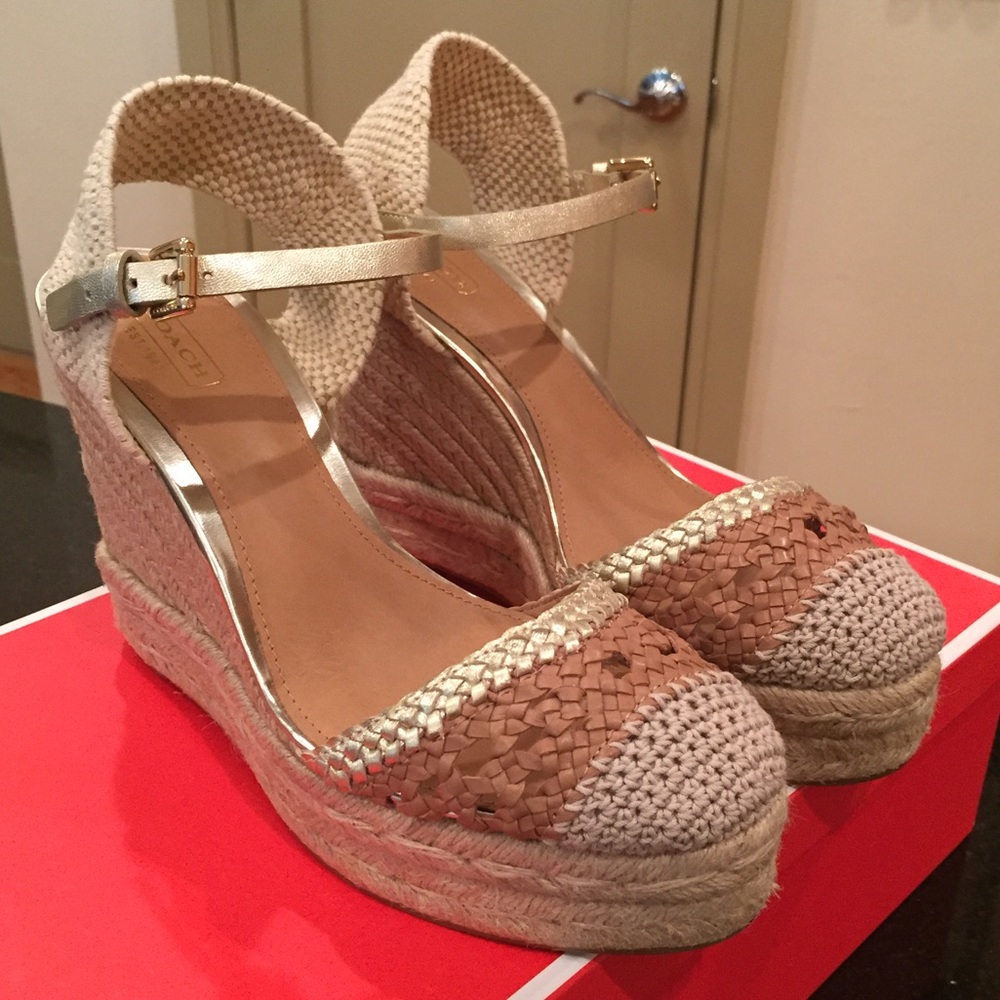 Coach Gold Tan Feline Jute Wedgies! NIB 8.5