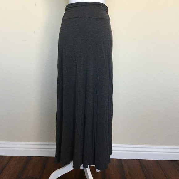 Gray maxi skirt by bobeau - Picture 3 of 6