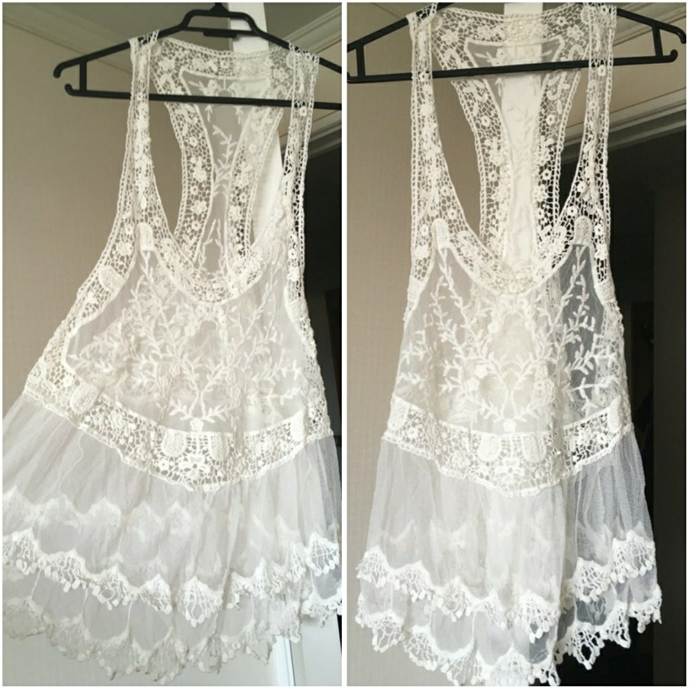 🌸White Lace Bikini Cover Up - Picture 3 of 3