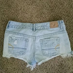 American eagle Jean shorts! Fits like size 2-4