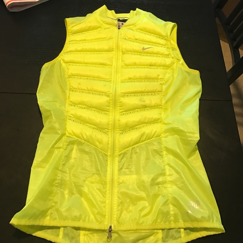 Nike Volt running vest