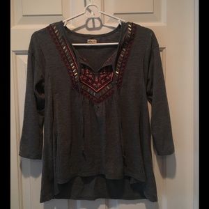 Beaded gray Hollister shirt