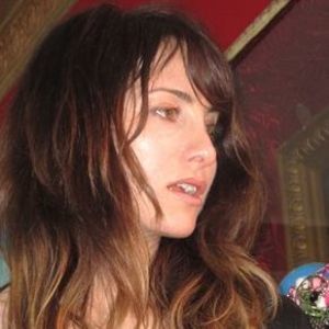 Meet your Posher, Lorie