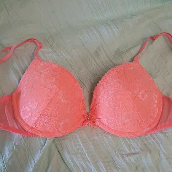 Bright peach H&M push up bra - Picture 1 of 6