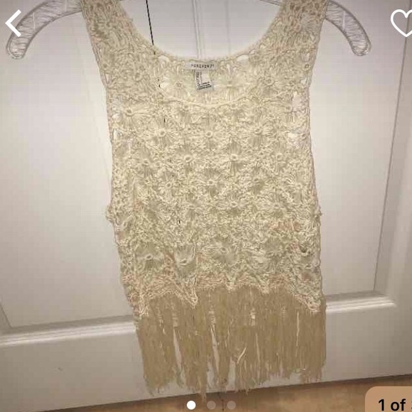 Crochet fringe top size small - Picture 1 of 3