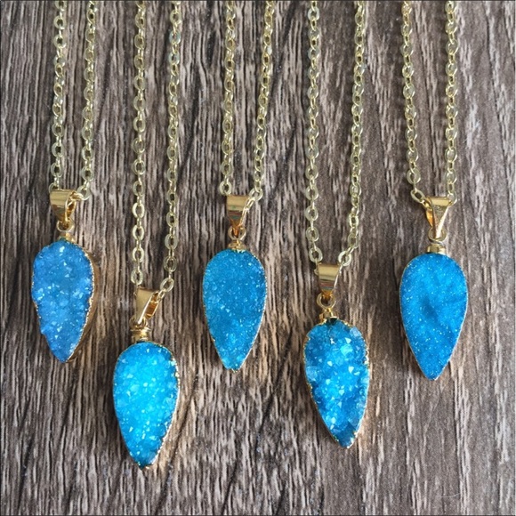 Lot of 4 Gorgeous blue Druzy Necklaces - Picture 3 of 8