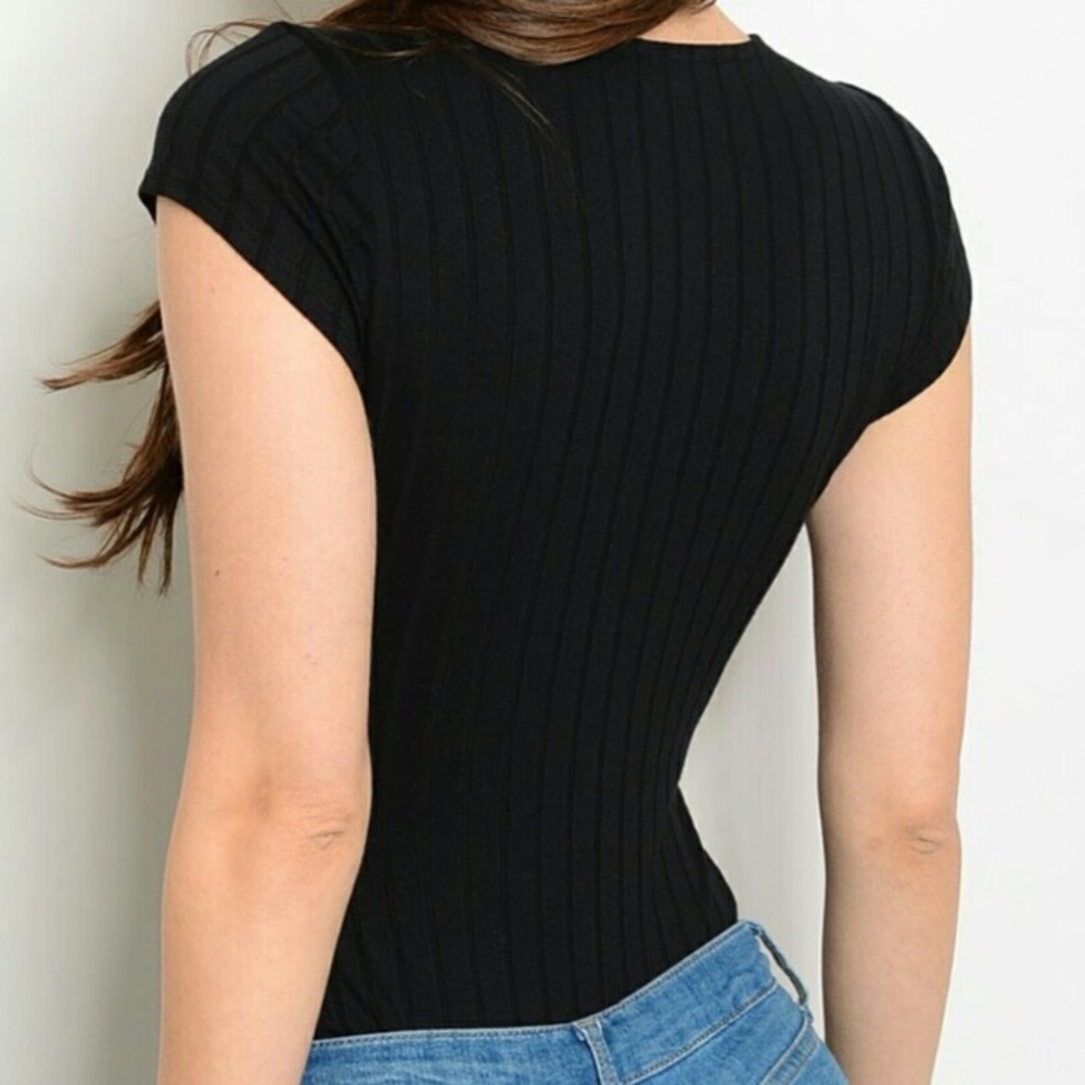 Last One // L // Ribbed Bodysuit - Picture 2 of 2