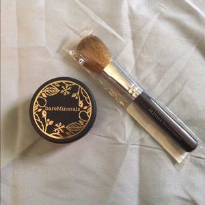 BareMinerals All Over Face Color and Tapered Brush