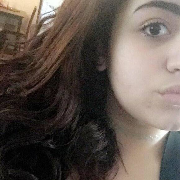 Meet your Posher, Lucero - Picture 1 of 1