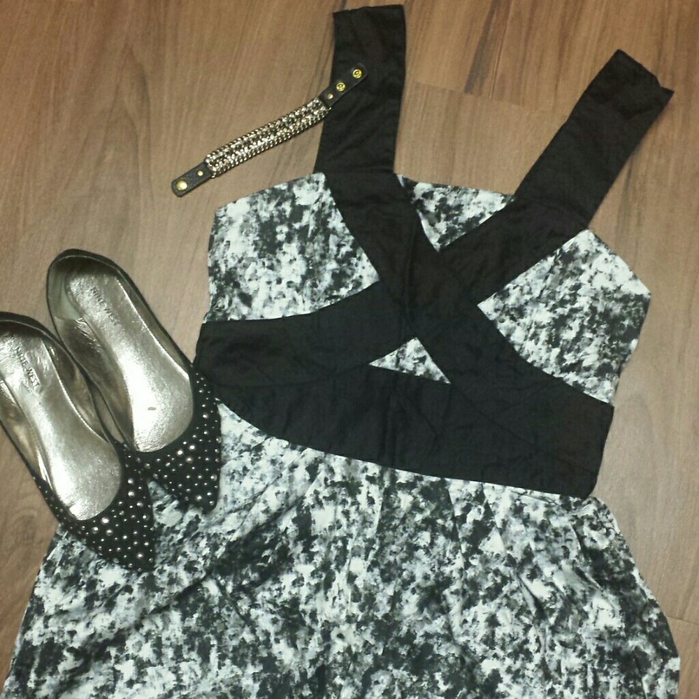 *Target GO International black & white party dress, size 9