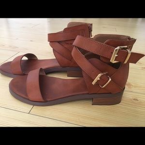 Cute Brown Flat Sandals